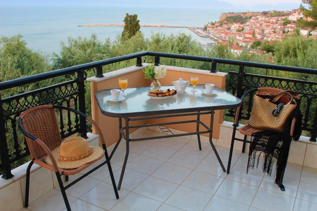 Facilities, Sofia Apartments in Koroni