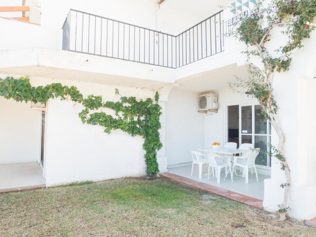 Apartamentos Marineu Playa Romana - 3