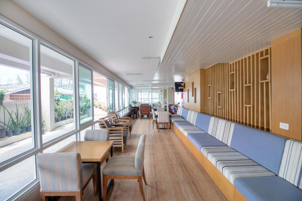 GoldenBeach Boutique Resort フロント・ロビー