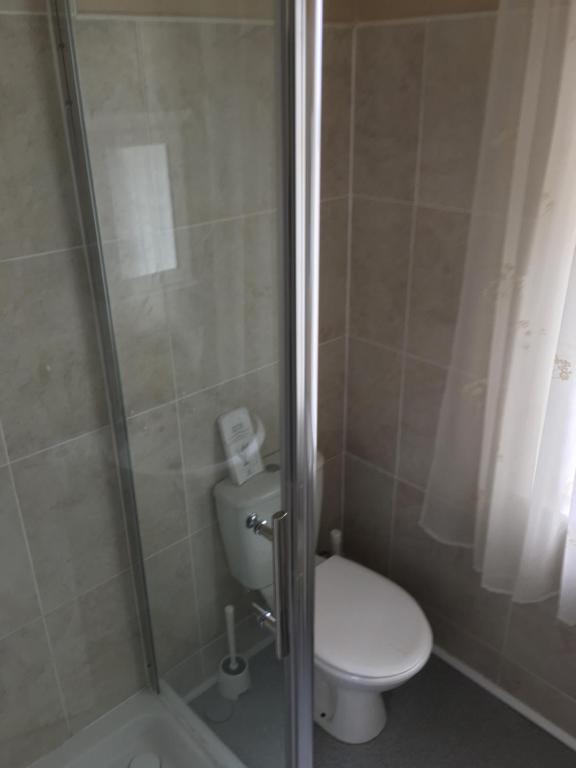 Glenheath Hotel photo