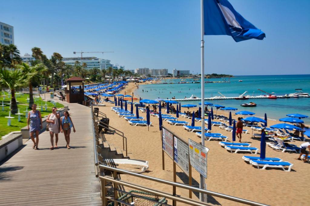Seafront Protaras Villas photo