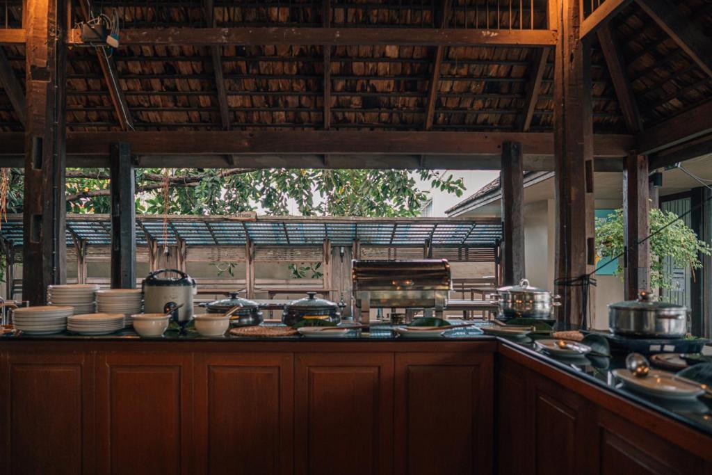 อาหารและเครื่องดื่ม