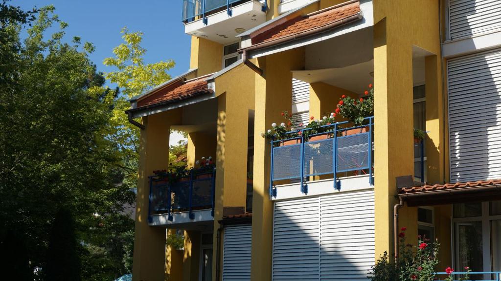 Elite Apartments — Hotel building in Sunny Beach, Burgas Region