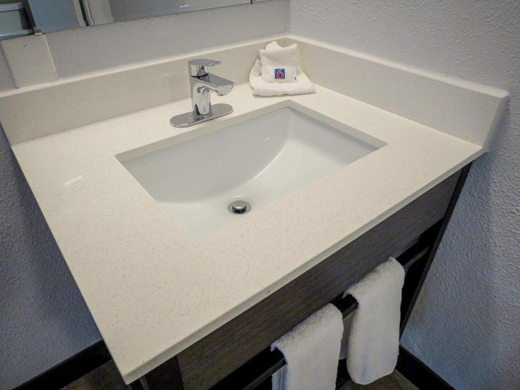 Motel 6 Tigard, Or - Portland Southwest photo