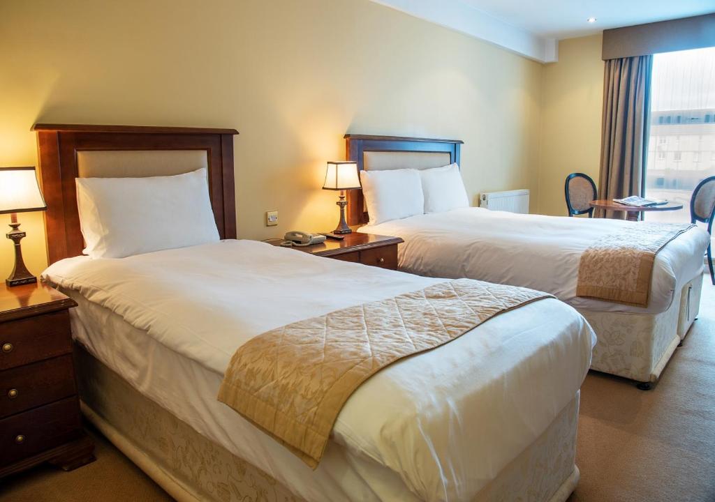 Brandon Hotel Conference & Leisure Centre photo