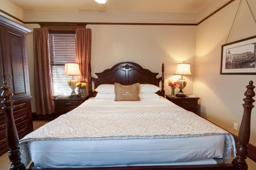 The Sacajawea Hotel photo