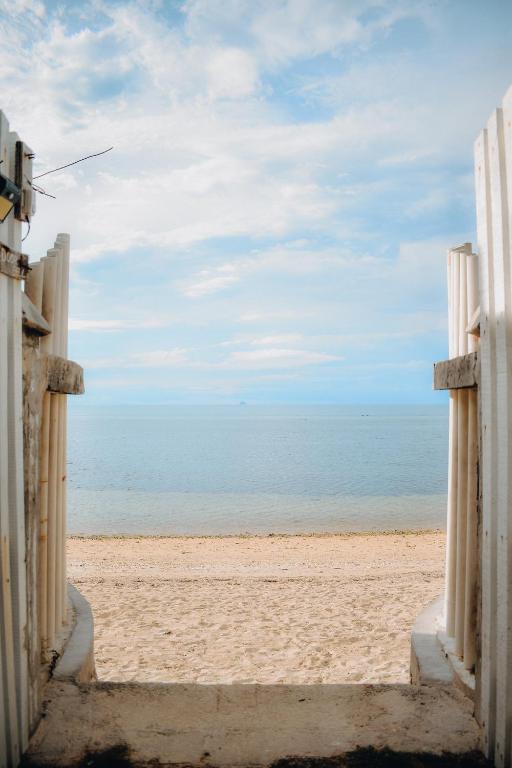 Suba Beach Nipa Huts photo