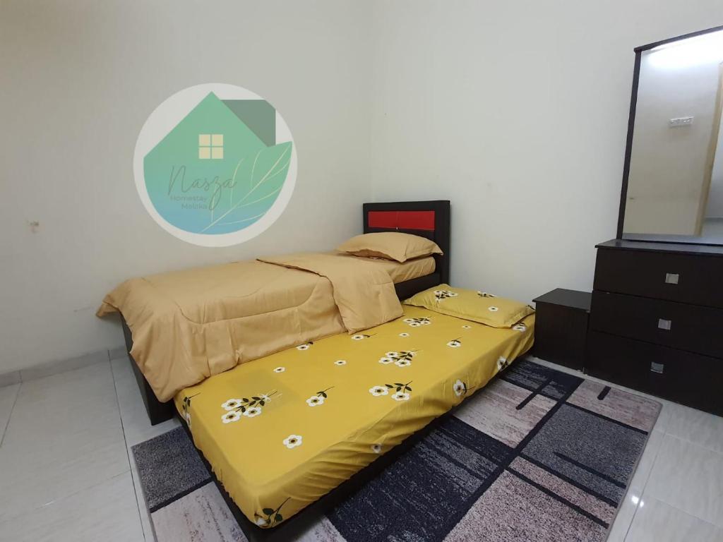 Swimming pool with 5 bedroom house Full AC near Stadium Hang Jebat photo