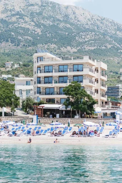 Sunset Hotel, hotel en Dobra Voda