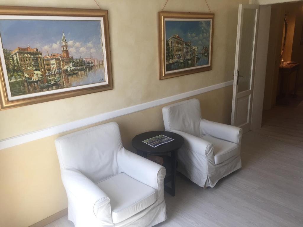 Lady Verona Residence photo