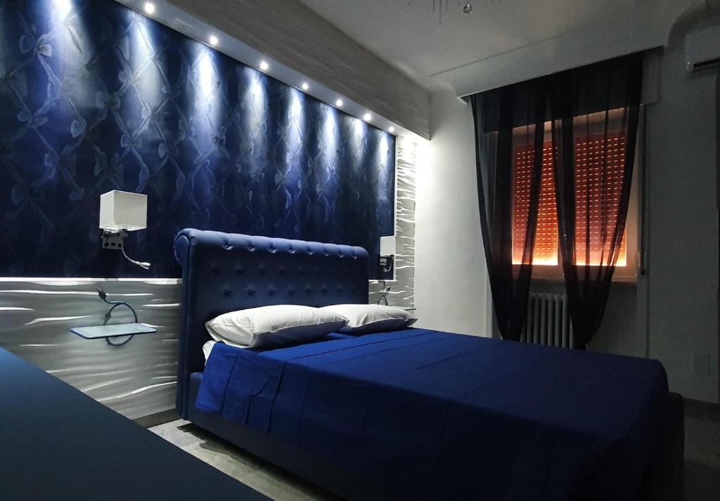 BLUE SUITE, Gallipoli