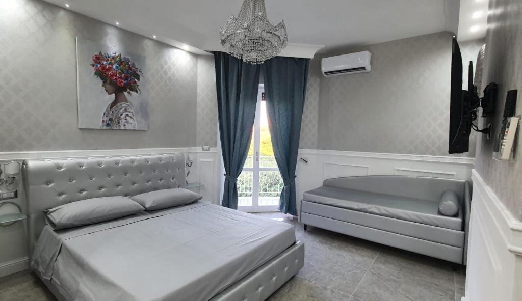SILVER SUITE - 5