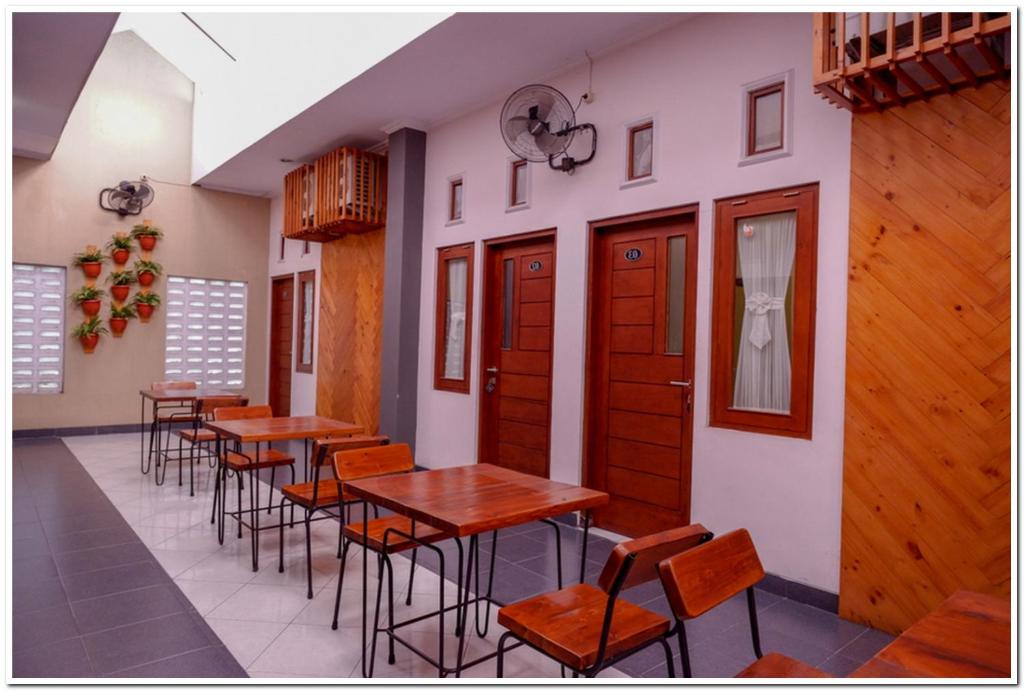 RedDoorz near Jogja Expo Center 2