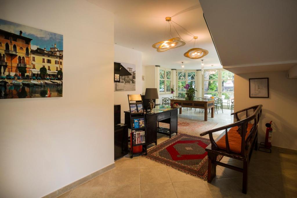 La Villa Desenzano photo