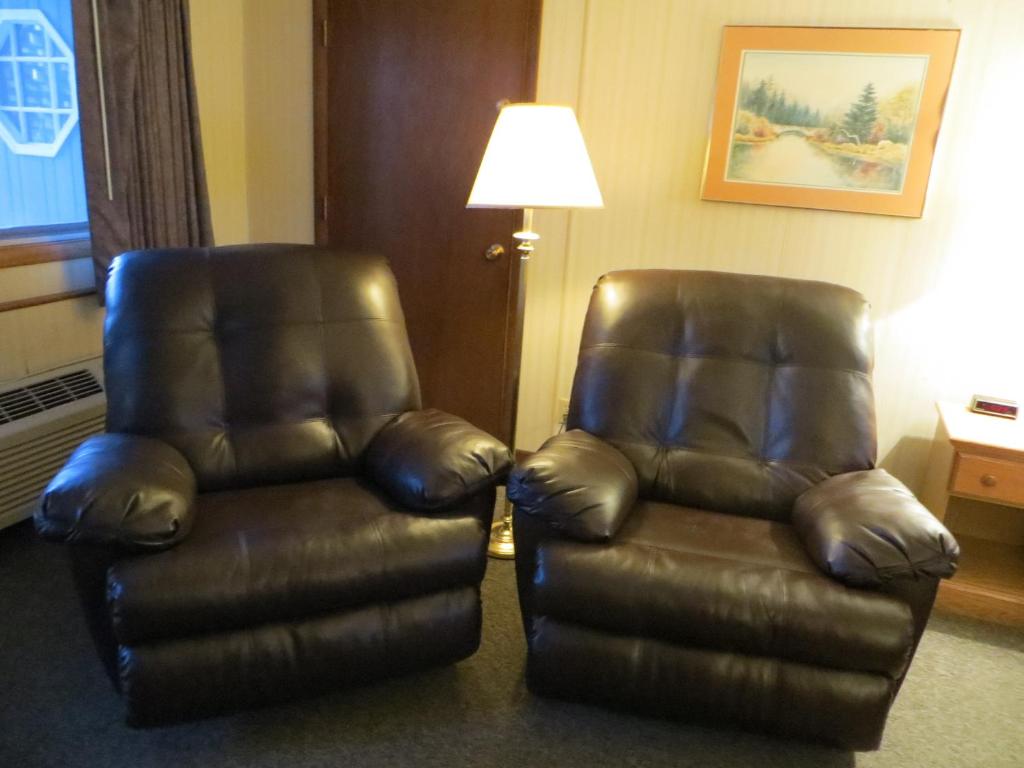 Popular attractions Area Nearby Property