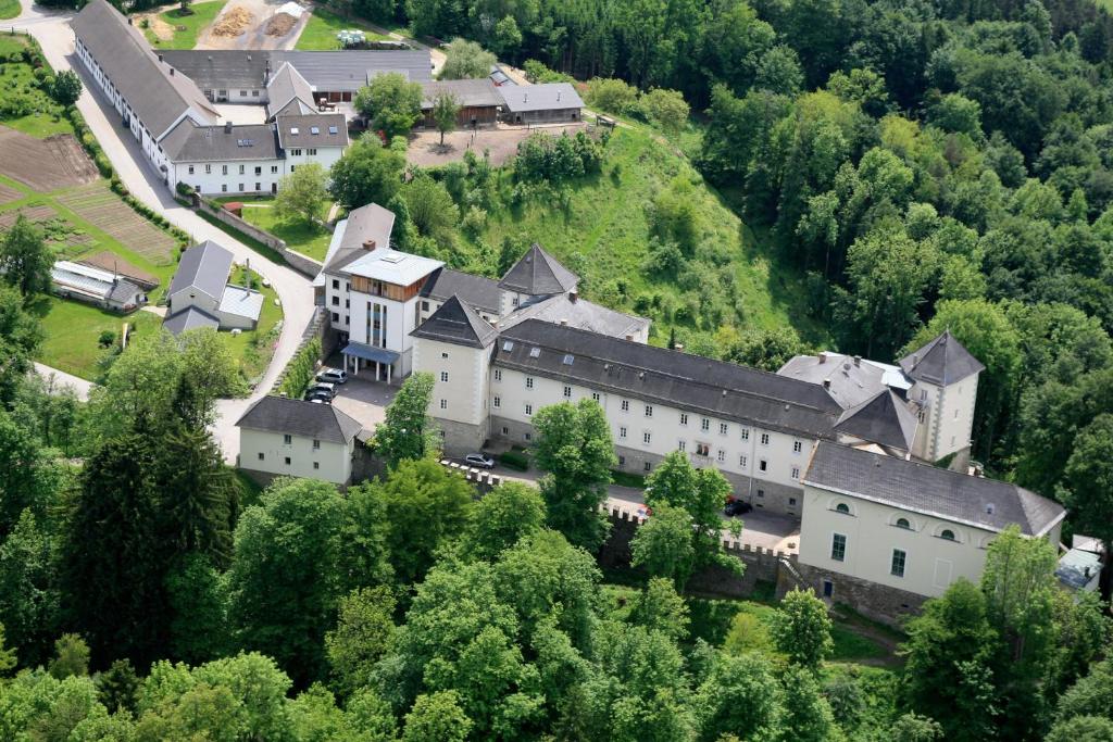 Kloster Wernberg - 1