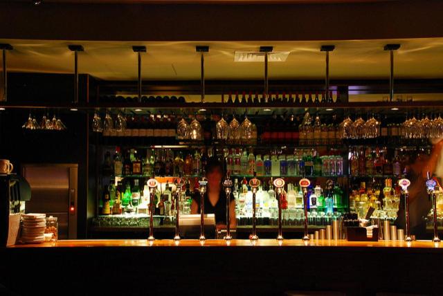 Bar/lounge