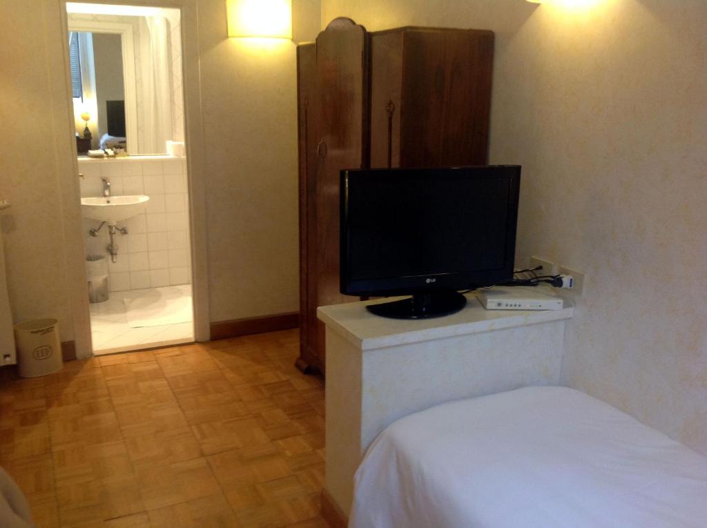 Rome Fontana Rome Hotel Additional