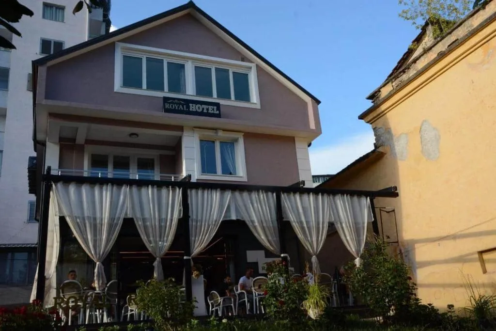 Royal Hotel Peshkopi Albania, hotel in Peshkopi