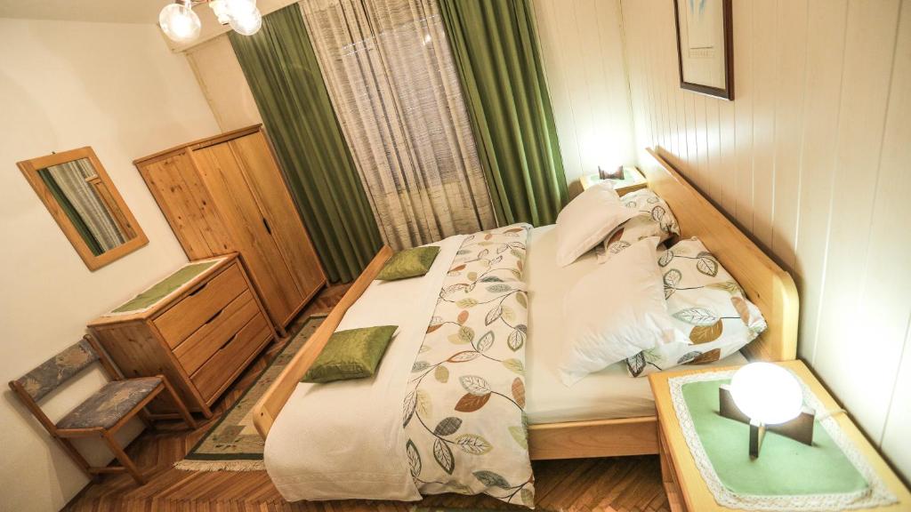 Apartment & rooms Grmek photo