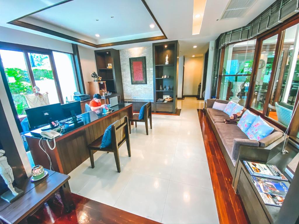 Lobby, Royal Sammuk Villa in Chonburi