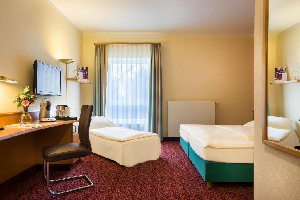 Best Price on Mercure Hotel Ingolstadt in Ingolstadt Reviews!