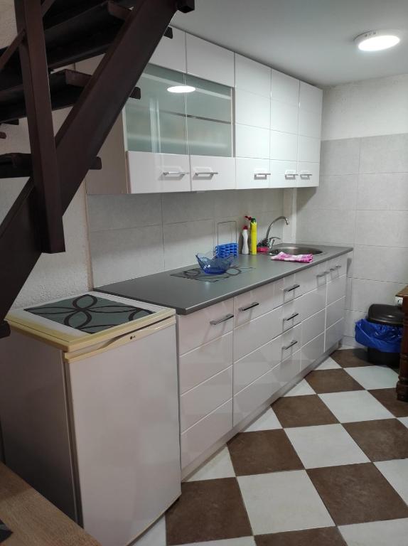 Apartman blizu plaze -Sutomore - 1