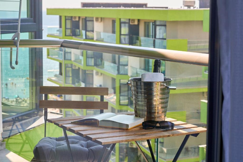 Fun Studio Spa n Pool Beach resort, Mamaia Nord – Năvodari