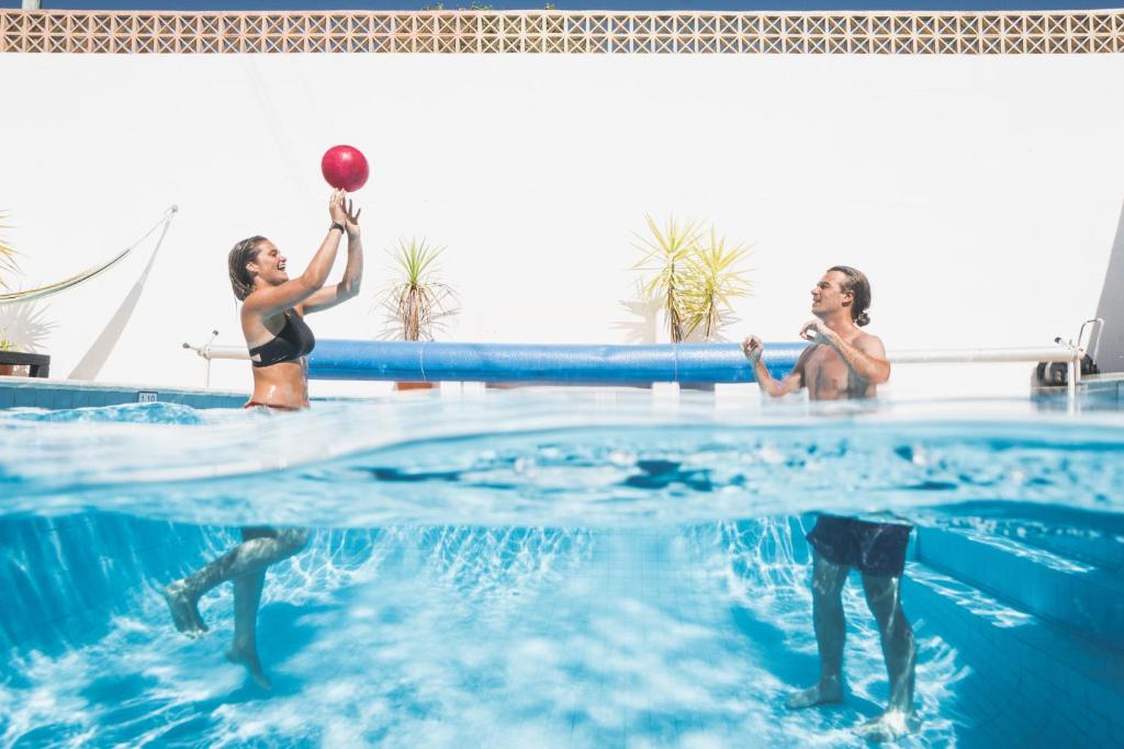 Bura Surfhouse photo