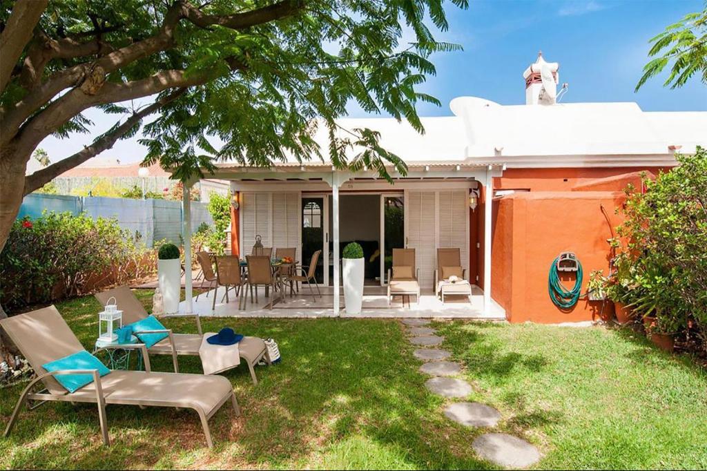 Flamboyant Tree Garden Holiday Home - 1