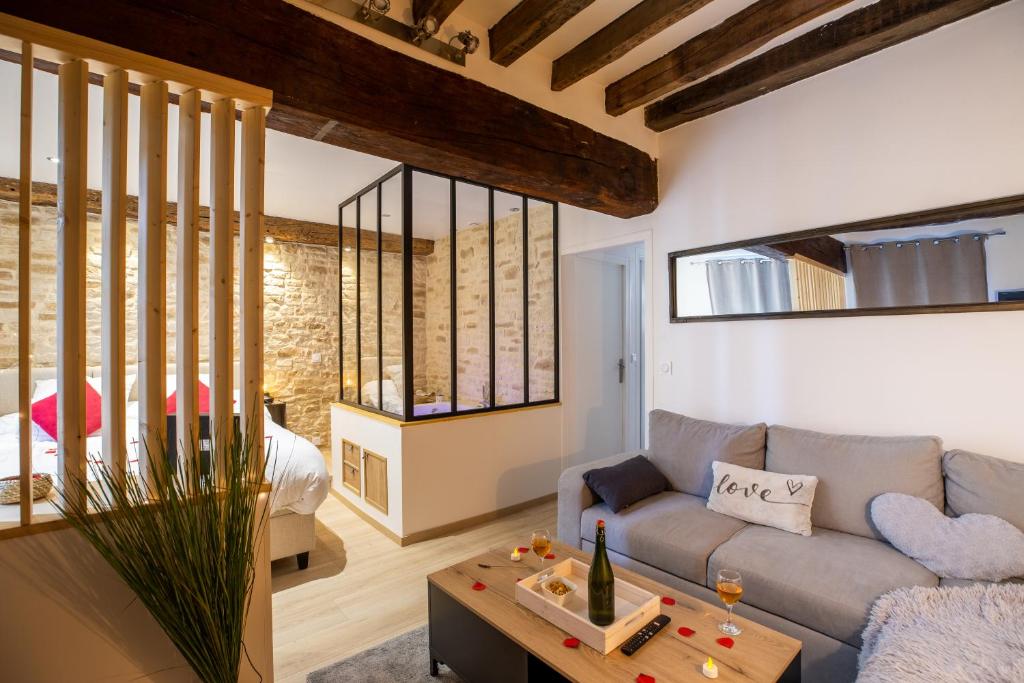 Cocon a Bulles Chic vue Cathedrale avec Spa-jacuzzi 전경
