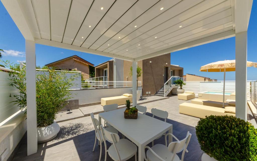 Calanica Boutique Apartments - 5