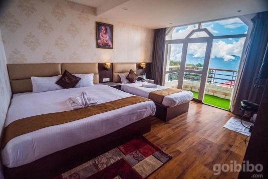 Exquisite Stay near Main Market photo