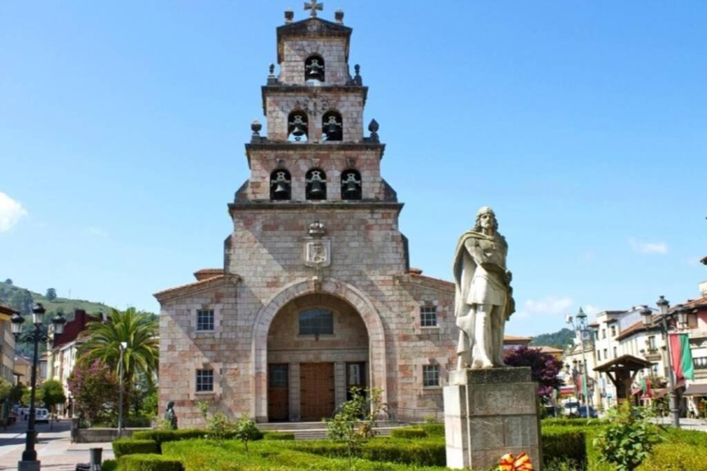 PLAZA CENTRAL CANGAS DE Onís - 1