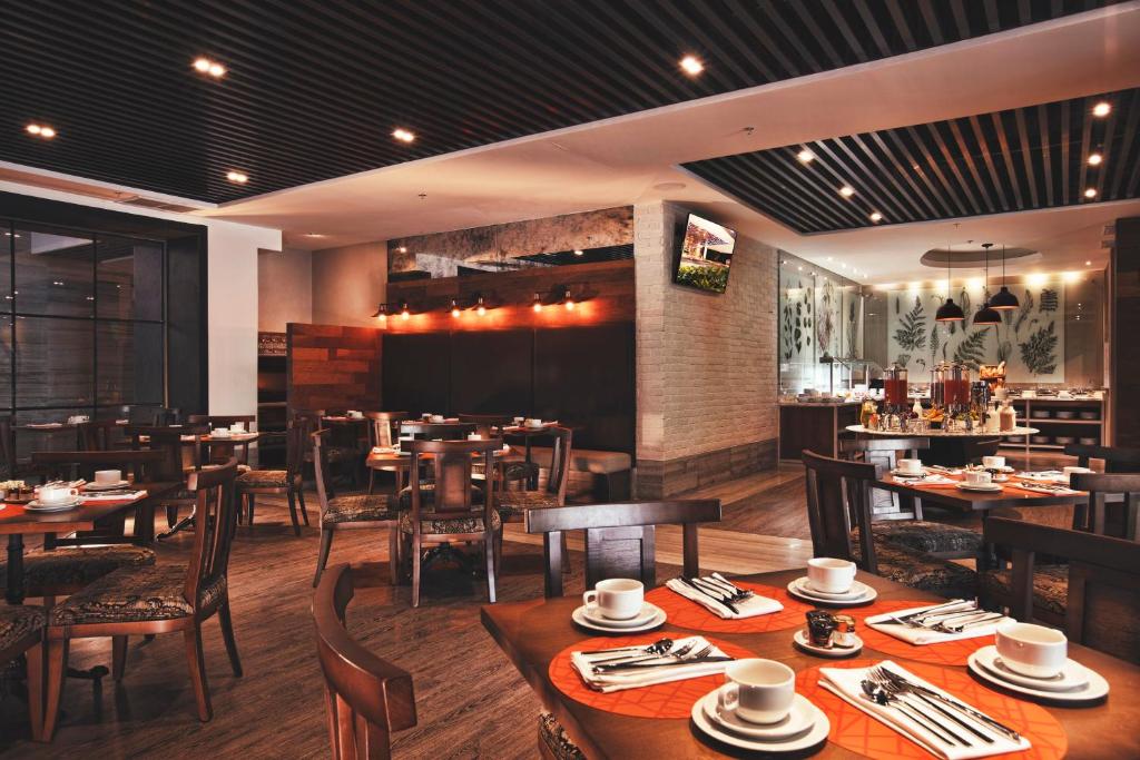 Krystal Grand Suites Insurgentes - img