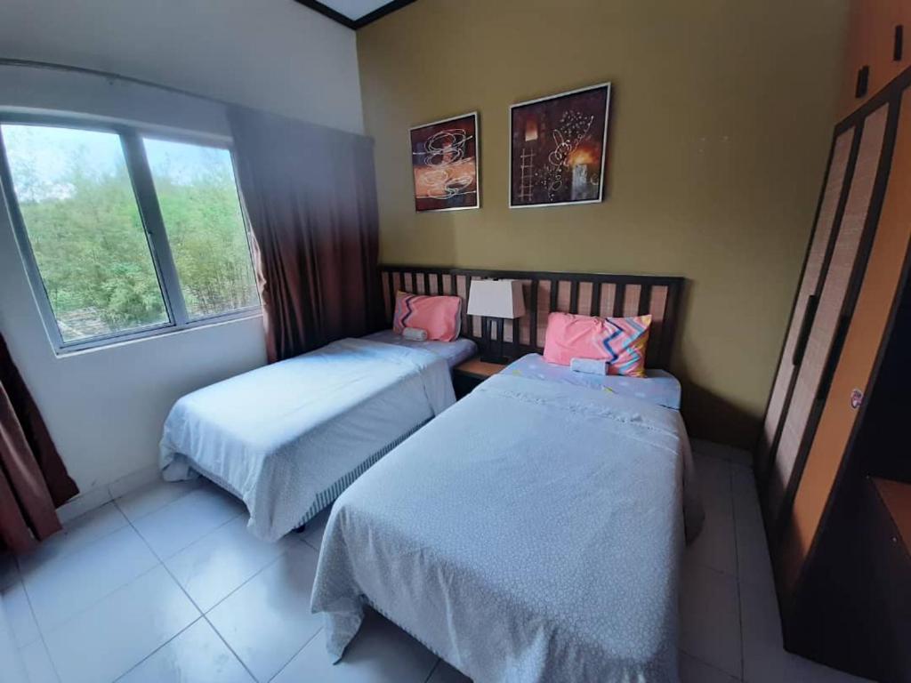 Gold Coast Morib Resort Apartment Ezzy — Hotel in Banting