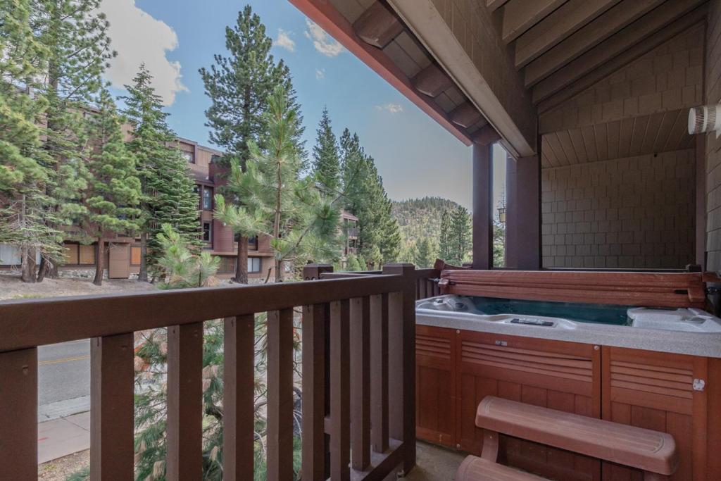 Magnolia Lodge 3 photo