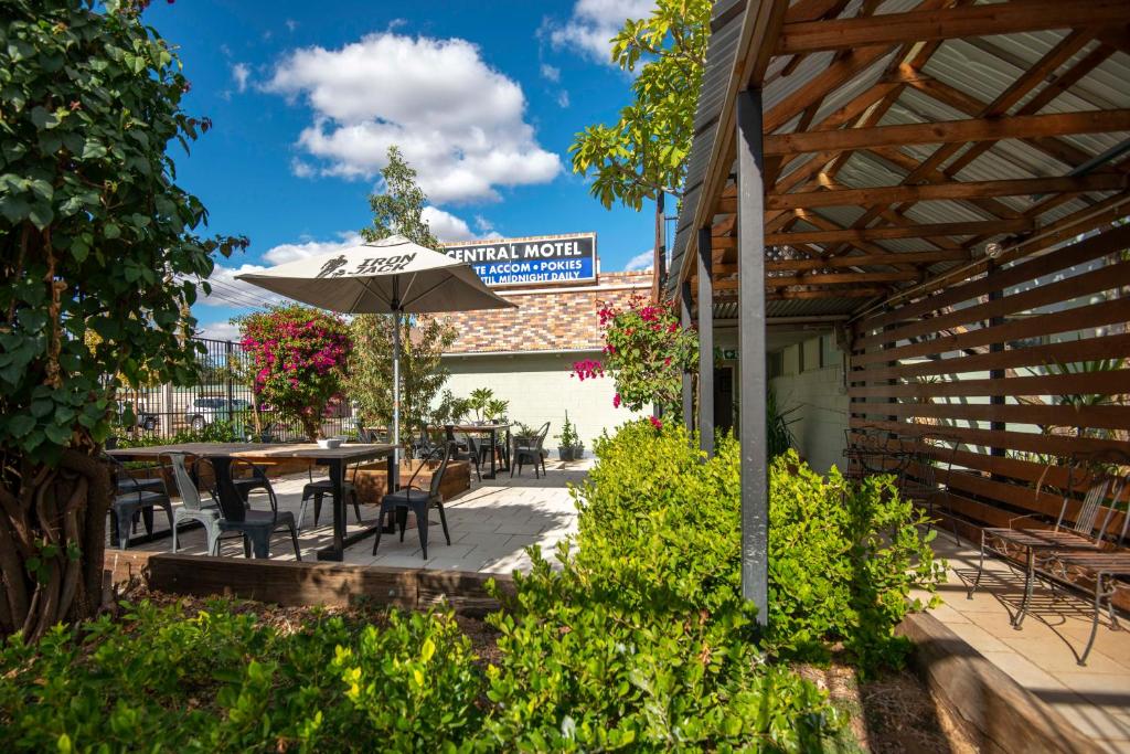 Central CBD Motel — Hotel in Longreach