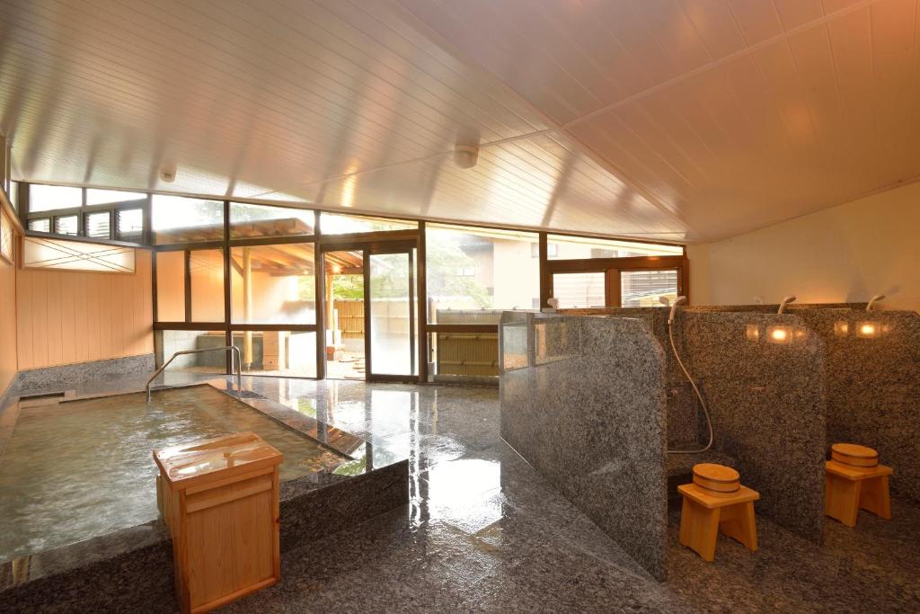 อ่างแช่น้ำพุร้อน