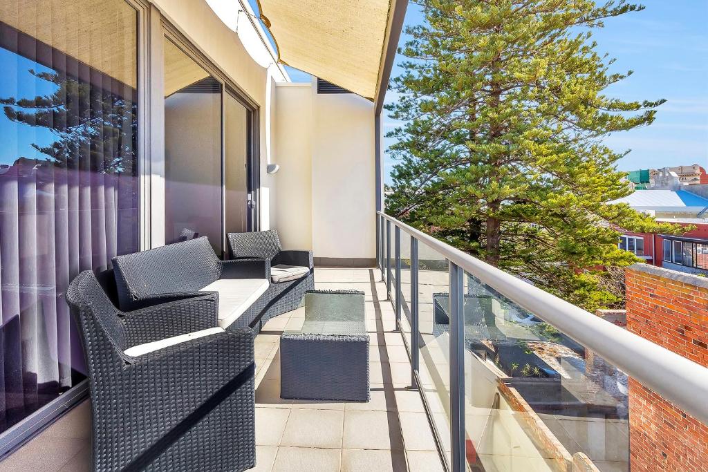 Balcony/terrace, New Haus by Hougoumont Hotel in Perth
