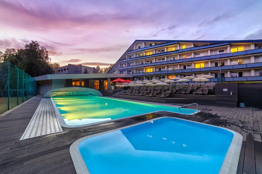 Hotel Jezerka，位于塞奇的酒店