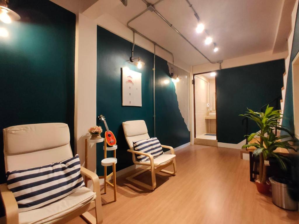 Station8 Hostel
