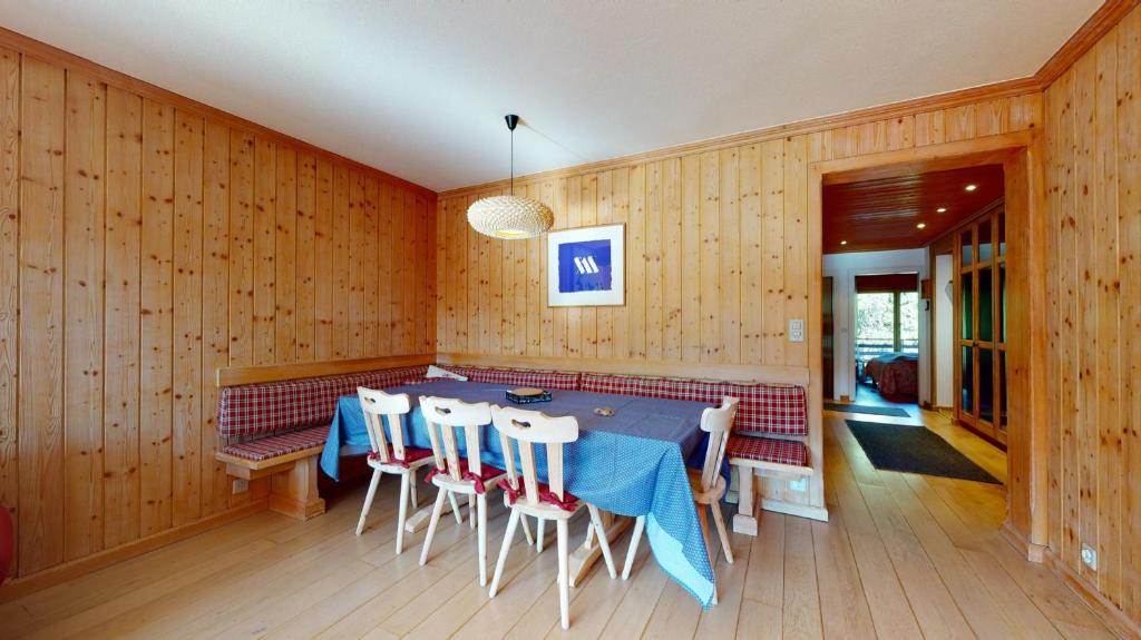 Beautiful apartment in the center of Crans-Montana with a large balcony - 4