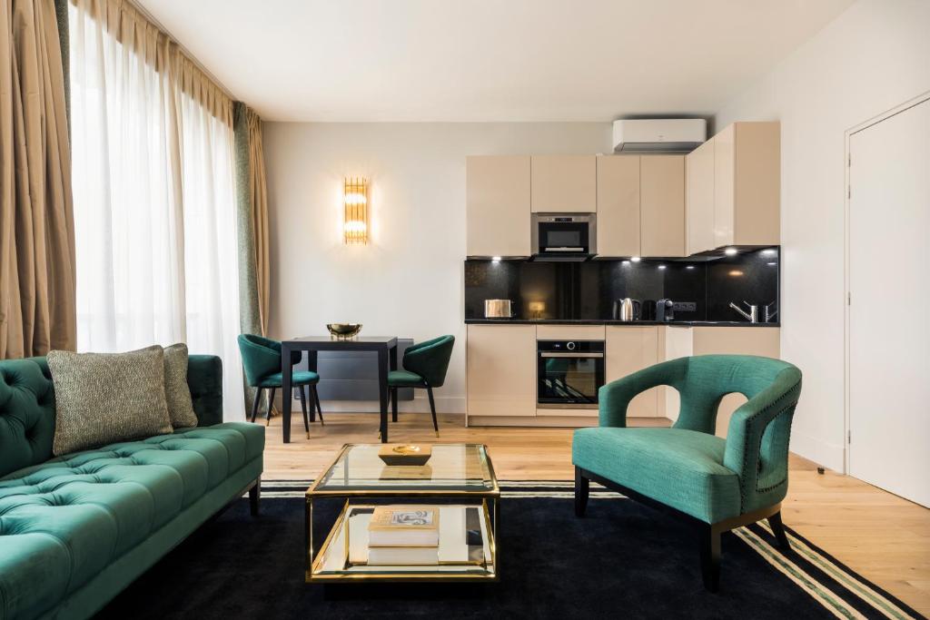 Luxury Apartment Paris Louvre II - 4