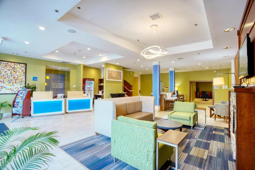 Holiday Inn Express La Plata photo