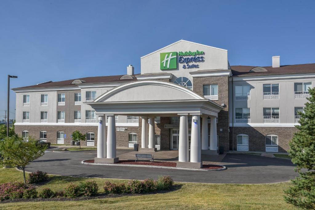 Holiday Inn Express Hotel & Suites Richwood - Cincinnati South photo