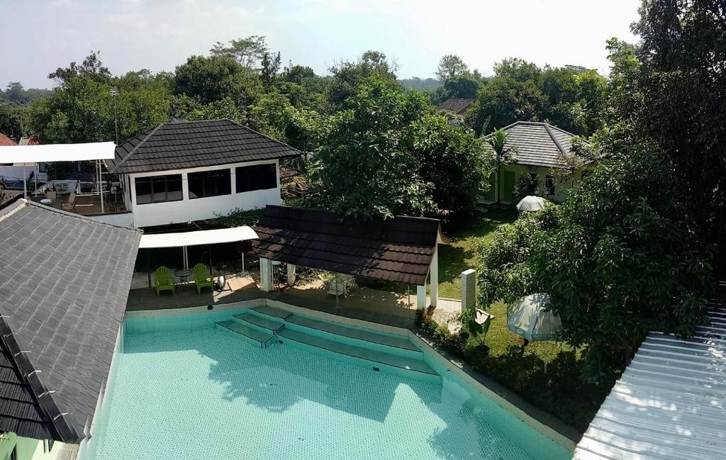 Camp David Villa &amp; Resort — Hotel in Semarang