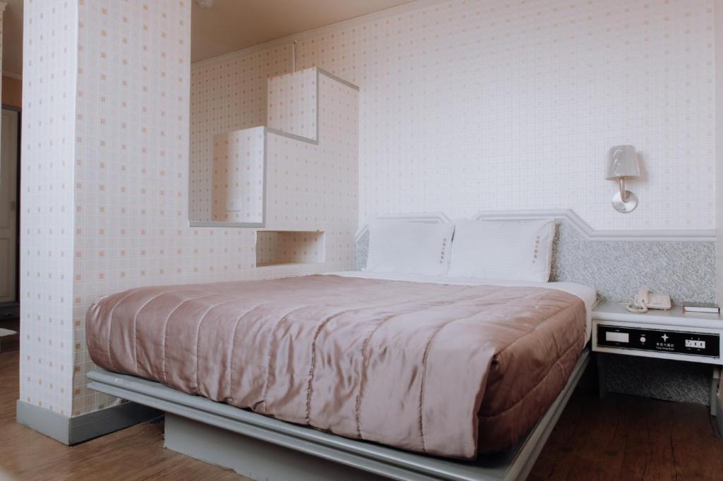 トンシン ホテル (Tong Hsin Hotel)