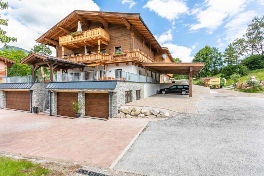 Familienbauernhof Bairau Reifhorn - 3