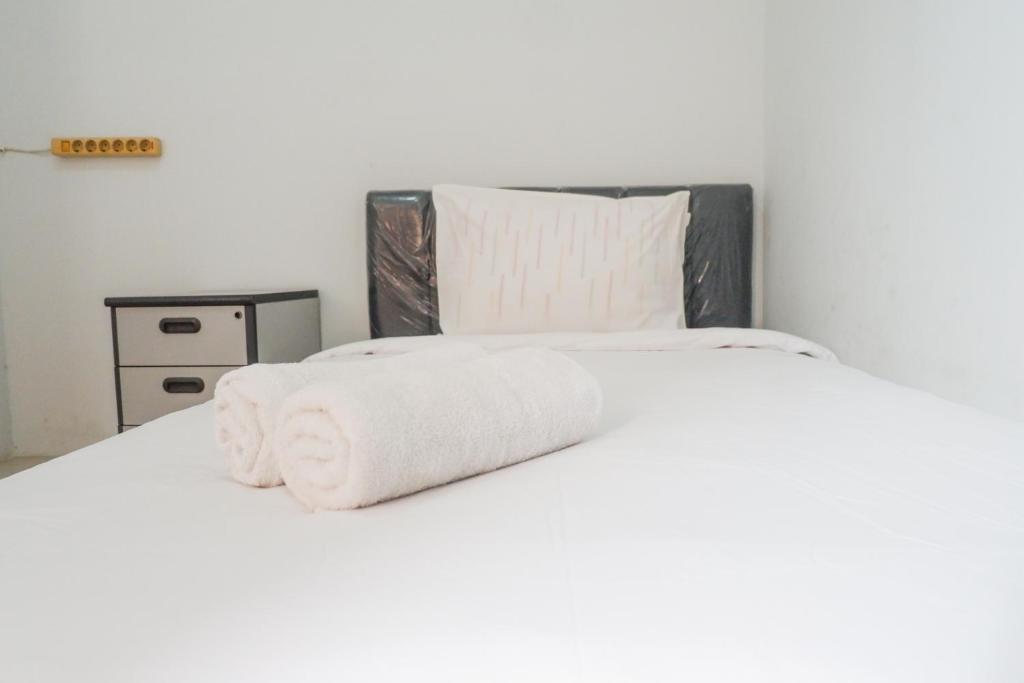 Spacious 1BR Apartment at Menara Rungkut By Travelio, Surabaja